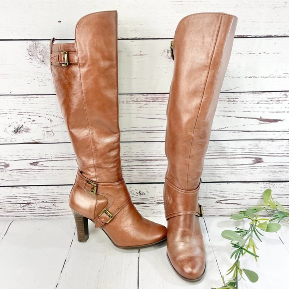 Guess Shoes - Women's Guess Wgnite Boots (Size 6)